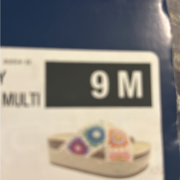 Size 9 crotchet daisy platform sandals - Picture 7 of 7